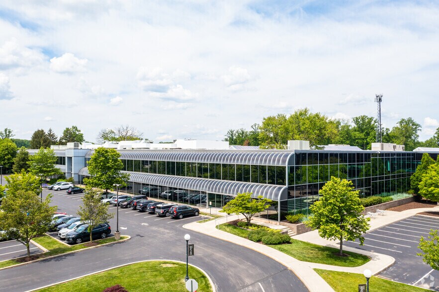 More Photos Of 3809 West Chester Pike, Newtown Square Office For Lease