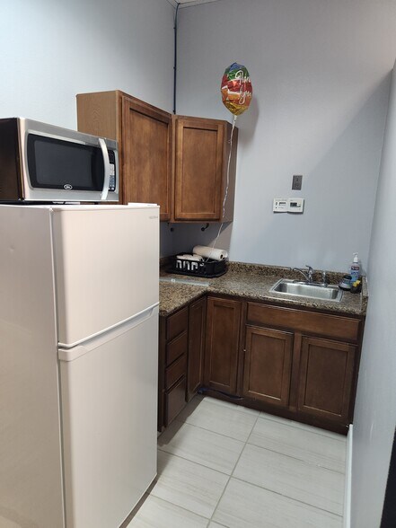 More Photos Of 6725 S Eastern Ave, Las Vegas Medical For Lease