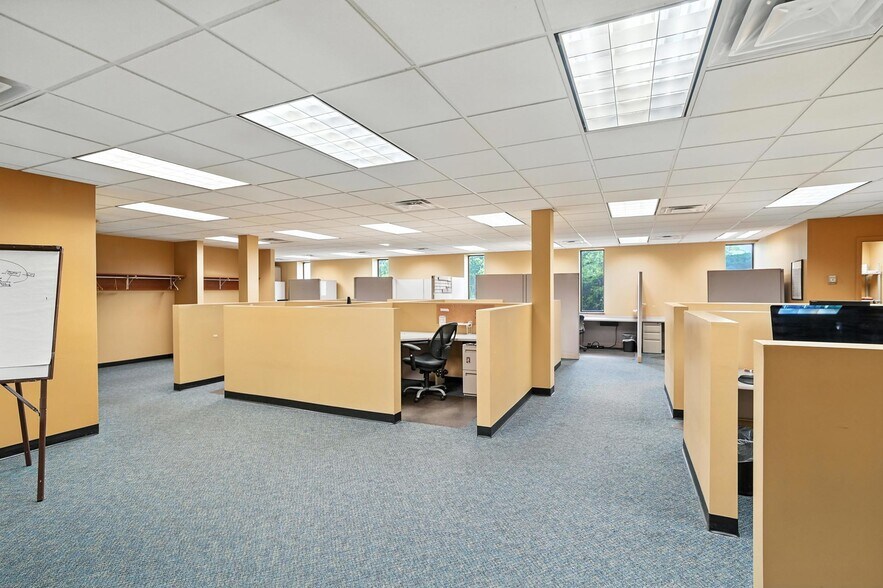 More Photos Of 1612 Prosser Ave, Dayton Medical For Sale