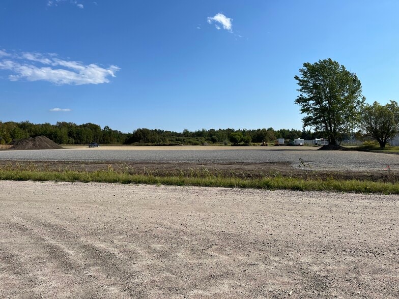 More Photos Of Lots 3-5 8th Street, Fort Frances Land For Lease
