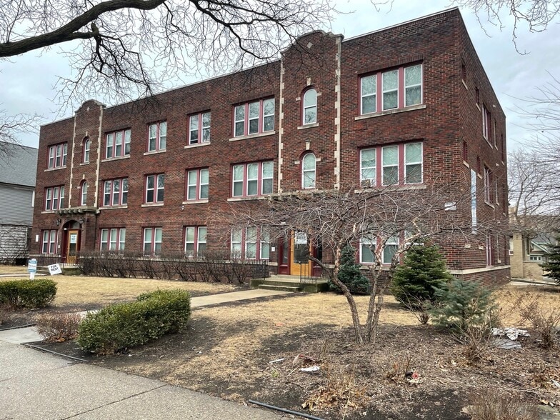 More Photos Of 3313-3319 W Wells St, Milwaukee Apartments For Sale