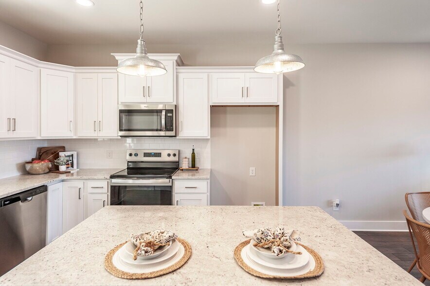 More Photos Of 1136 Lock 4 Rd, Gallatin Apartments For Sale