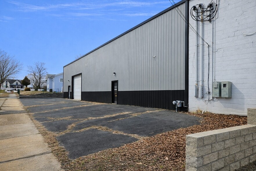 More Photos Of 116 W Almond St, Vineland Office For Lease