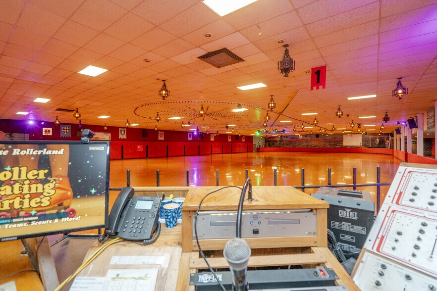 More Photos Of 6001 Sunrise Vista Dr, Citrus Heights General Retail For Sale