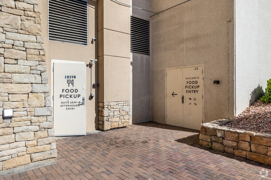 More Photos Of 14200 E Alameda Ave, Aurora Bank For Lease