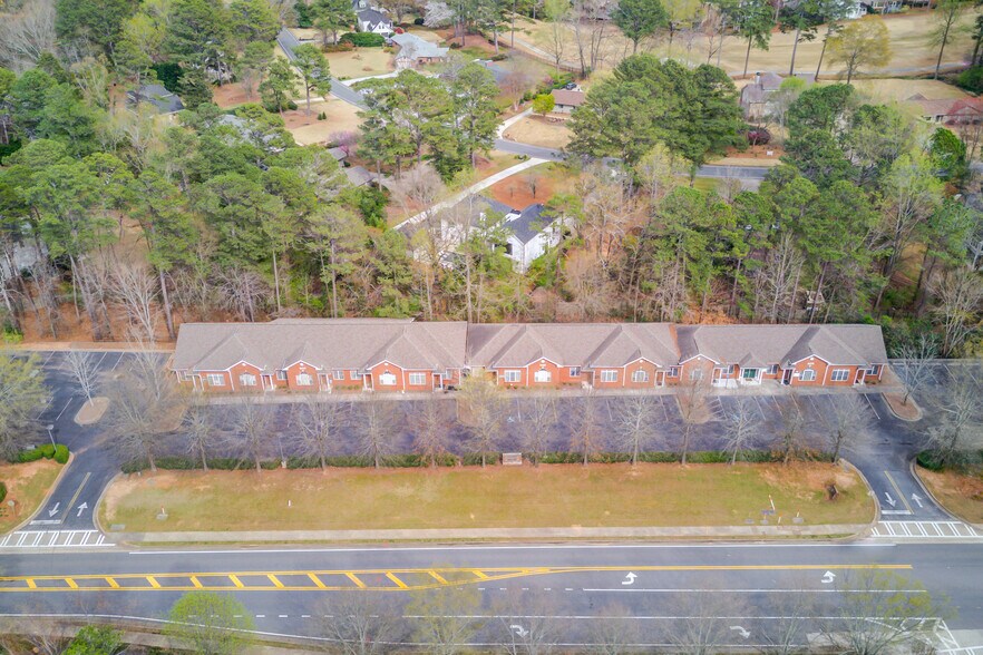 More Photos Of 10425 Old Alabama Connector Rd, Alpharetta Office For Lease