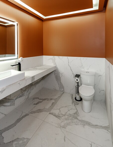 More Photos Of 130 E Kiowa Ave, Colorado Springs Apartments For Sale