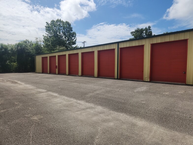 More Photos Of 14709 NW 129th Ter, Alachua Self Storage For Sale