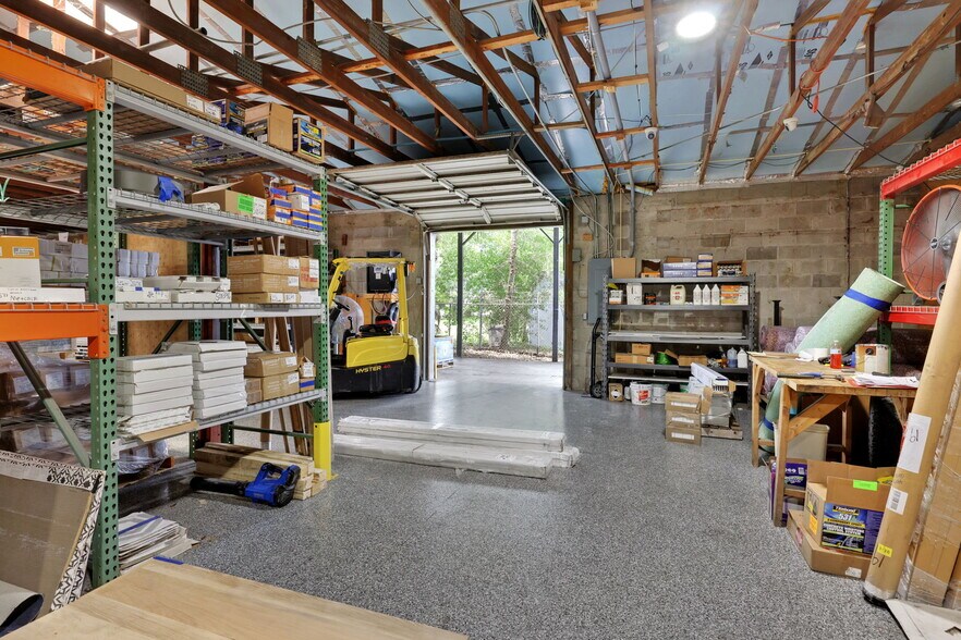 More Photos Of 3730 Kori Rd, Jacksonville Showroom For Sale