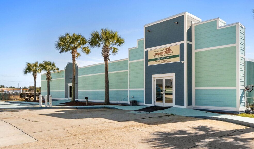 Primary Photo Of 5420 Hickory St, Panama City Office For Lease