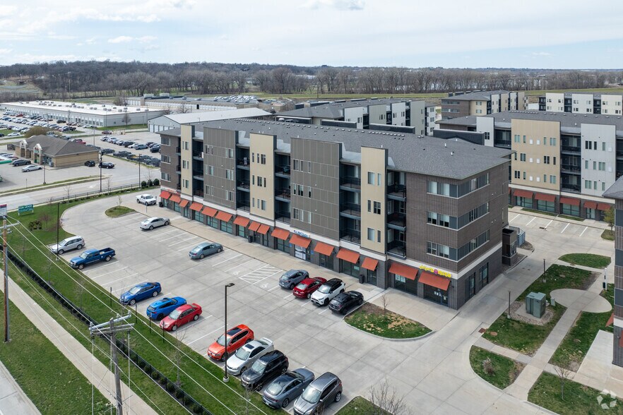 More Photos Of 550 SW 9th St, Des Moines Apartments For Lease