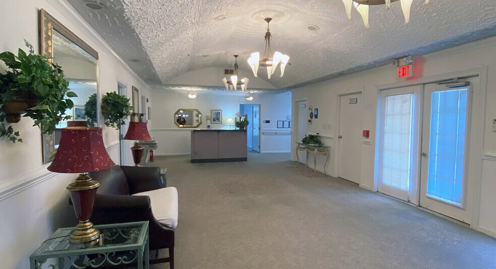 More Photos Of 3720 Deep Creek Blvd, Portsmouth Assisted Living For Lease
