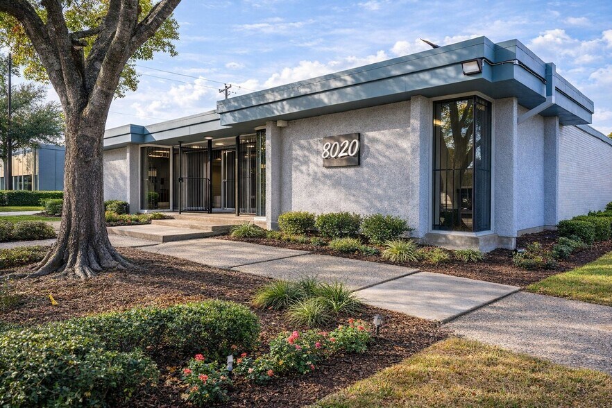 Primary Photo Of 8020 Westglen Dr, Houston Office For Lease