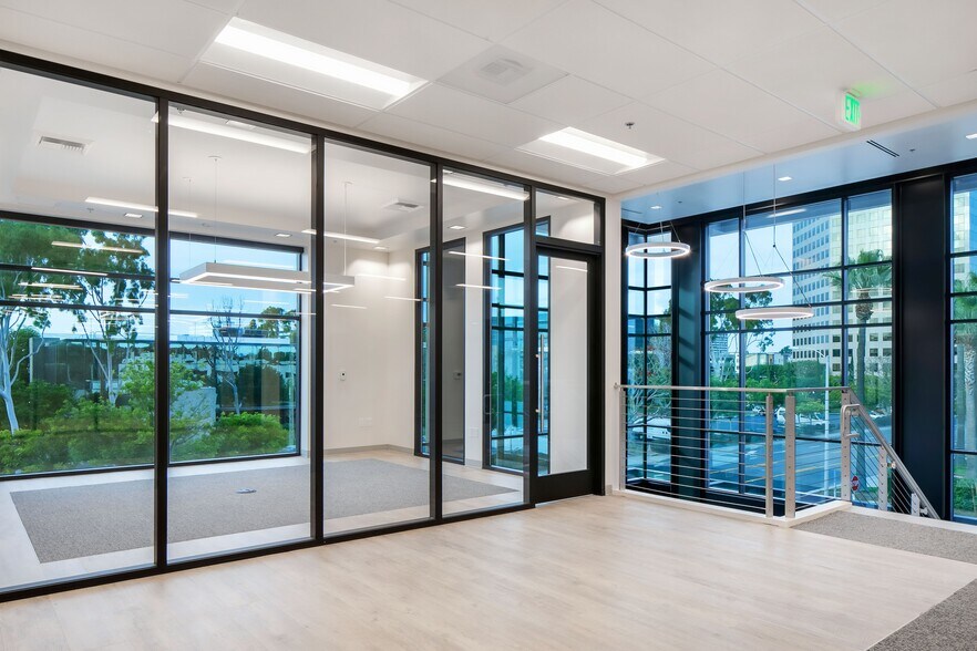 More Photos Of 18582 Teller Ave, Irvine Warehouse For Lease