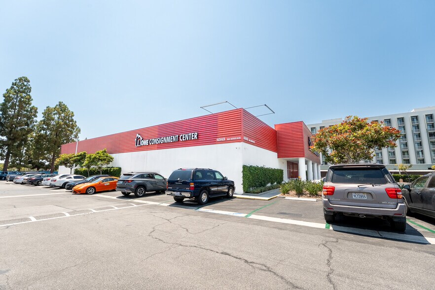 More Photos Of 4343 Macarthur Blvd, Newport Beach Freestanding For Sale