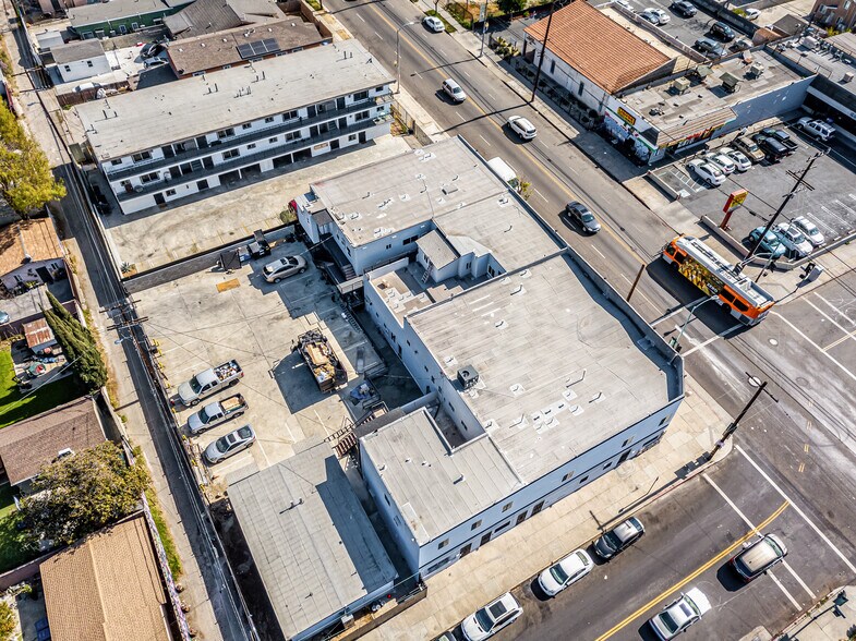 More Photos Of 1885-1899 W Jefferson Blvd, Los Angeles Apartments For Sale