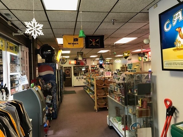 More Photos Of 145-149 Sandy Creek Rd, Verona Flex For Sale