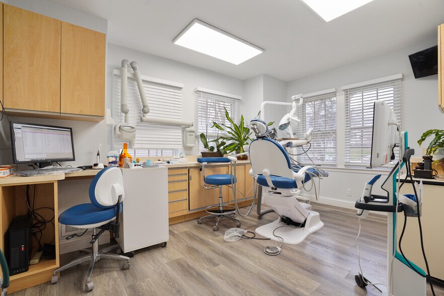 More Photos Of 228 Saint Paul St, Westfield Office For Sale