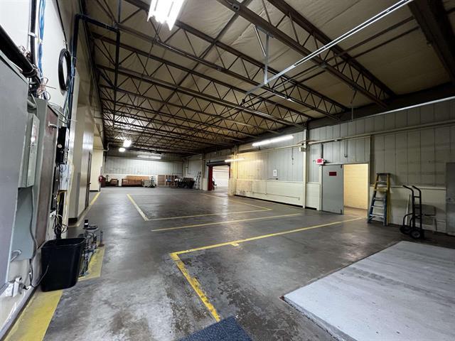 More Photos Of 805 Park Ave, Beaver Dam Industrial For Lease