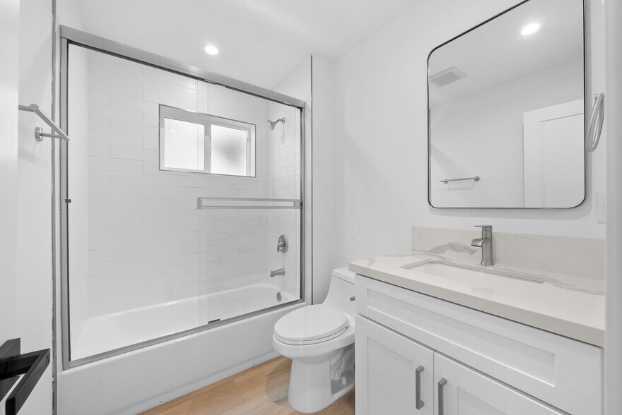 More Photos Of 322 S Pardee St, San Diego Apartments For Sale