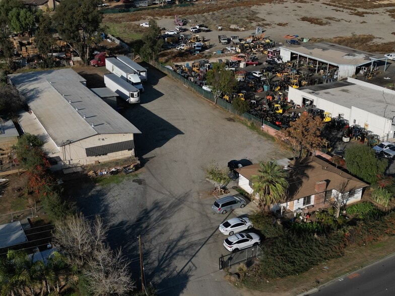 More Photos Of 8551 Mission Blvd, Jurupa Valley Warehouse For Sale