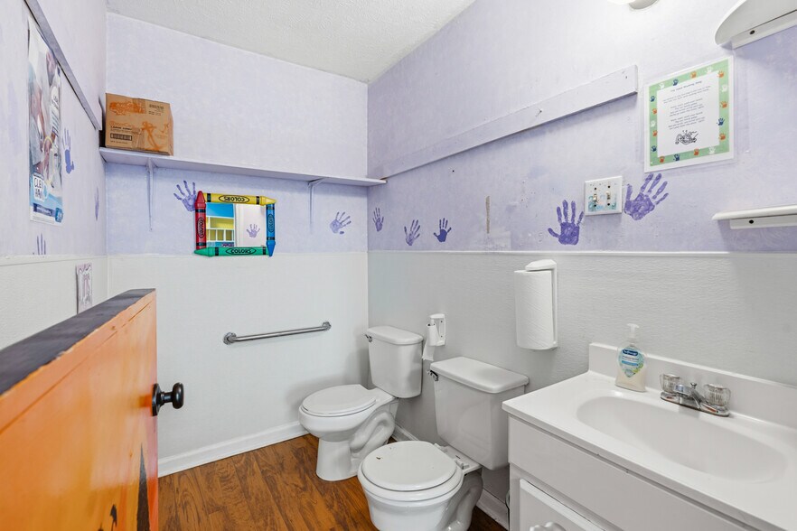 More Photos Of 101 Beeler Ave, Hamlet Daycare Center For Sale