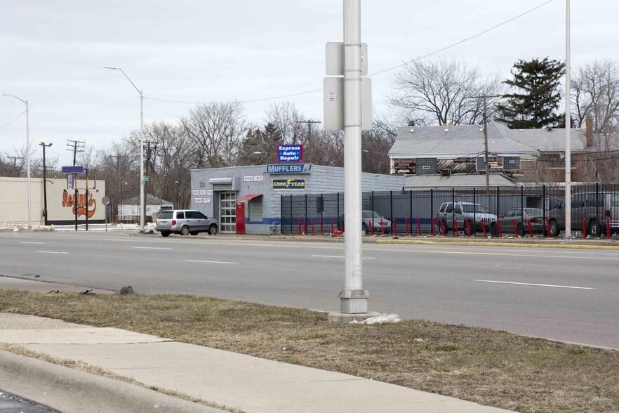 More Photos Of , Detroit General Retail For Sale