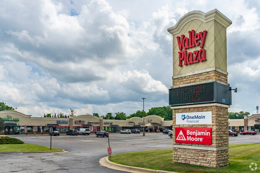 More Photos Of 4205-4225 Miller Rd, Flint Unknown For Lease