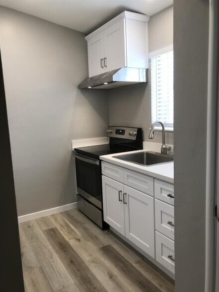 More Photos Of 2251 Buena Vista Ave, San Leandro Apartments For Sale