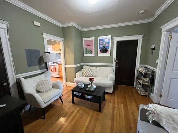 More Photos Of 10-12 Greenway Ct, Brookline Apartments For Sale