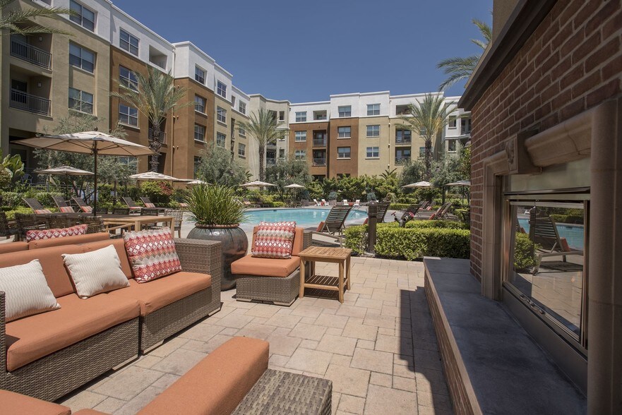 More Photos Of 700 S Myrtle Ave, Monrovia Apartments For Lease
