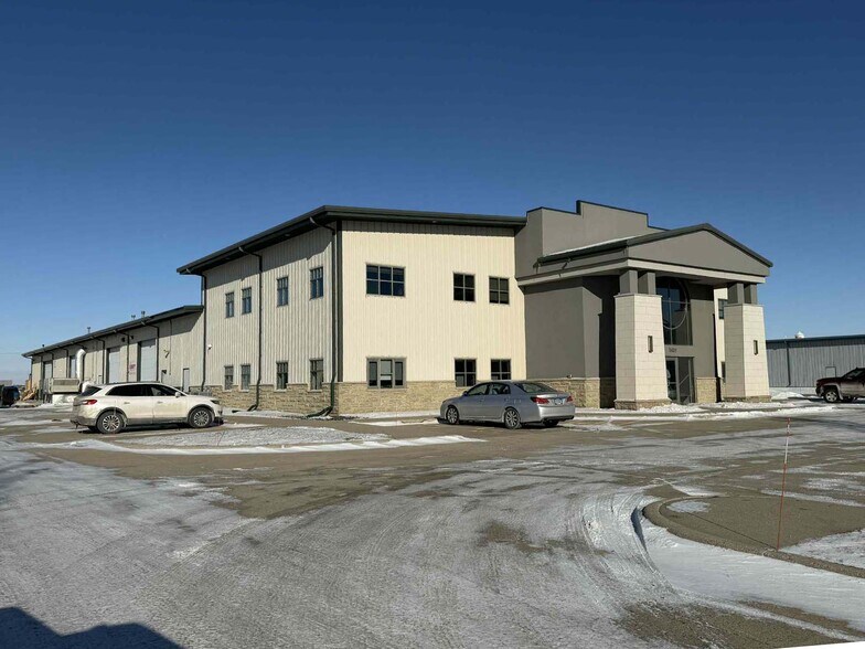 Primary Photo Of 3431 4th Ave S, Fargo Flex For Lease