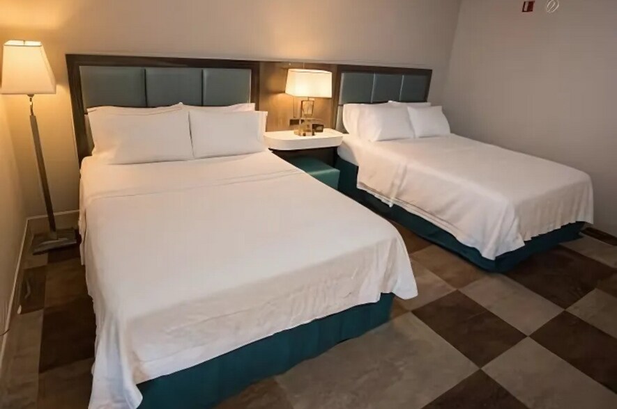 More Photos Of 4253 Burbank Rd, Wooster Hotel For Sale