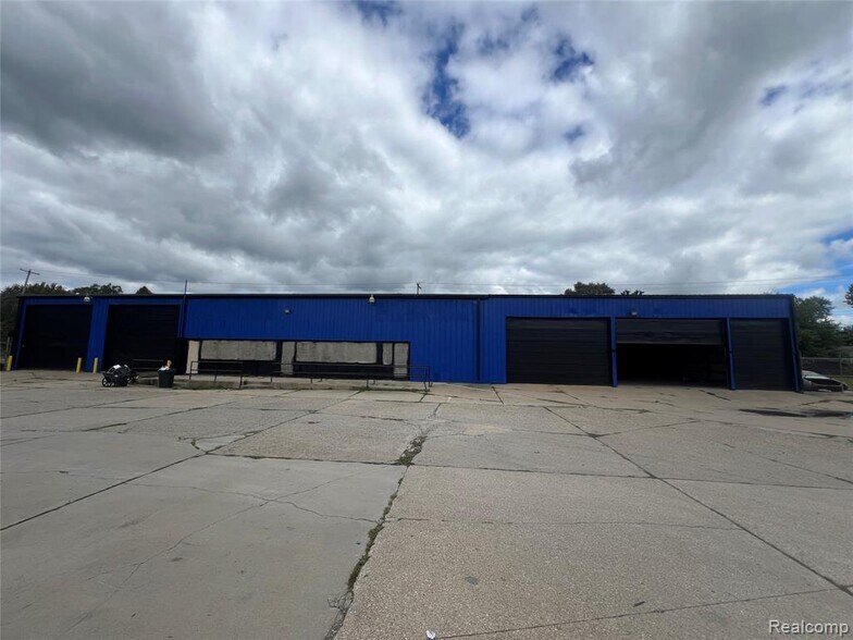 More Photos Of 3417 W Ridgeway Ave, Flint General Retail For Sale