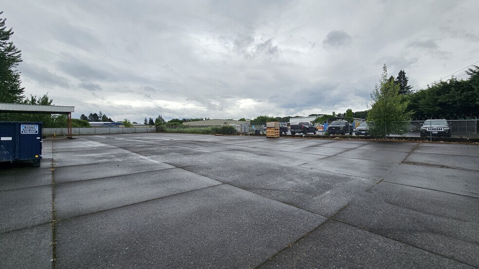 More Photos Of 625 W Scott Ave, Woodland Warehouse For Lease