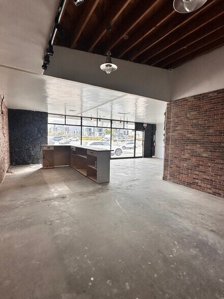 More Photos Of 1510 Newport Blvd, Costa Mesa Freestanding For Lease