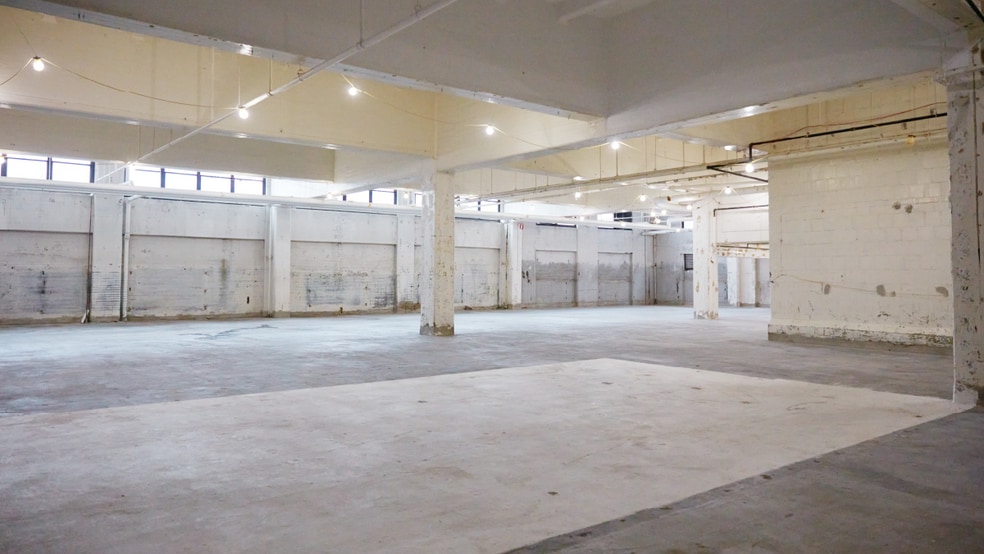 More Photos Of 31-00 47th Ave, Long Island City Industrial For Lease