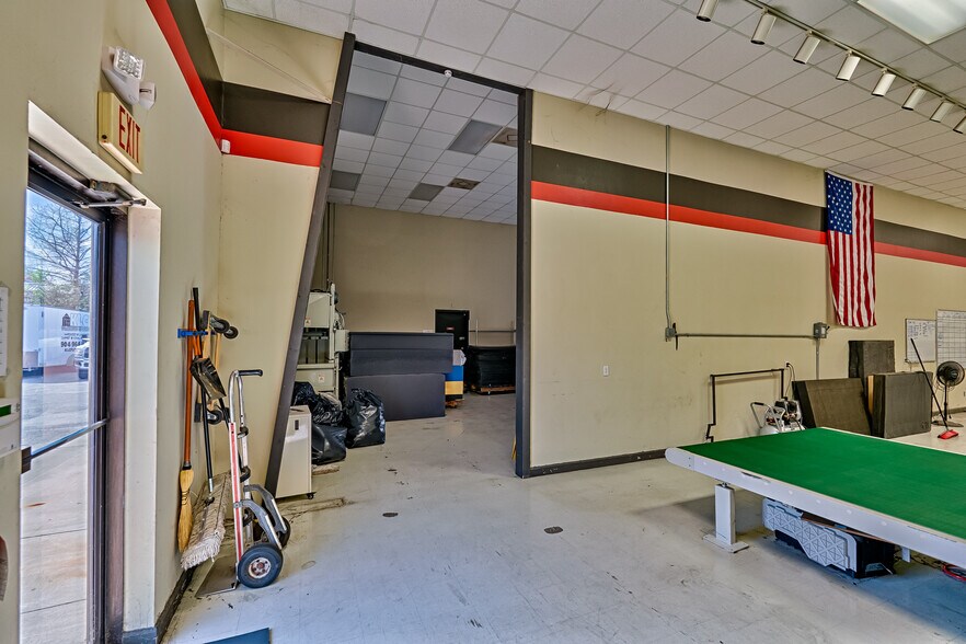 More Photos Of 200 NE Commercial Cir, Keystone Heights Unknown For Lease