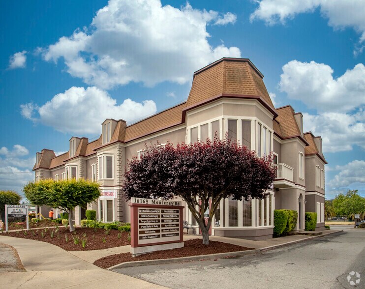 More Photos Of 16165 Monterey Rd, Morgan Hill Medical For Lease