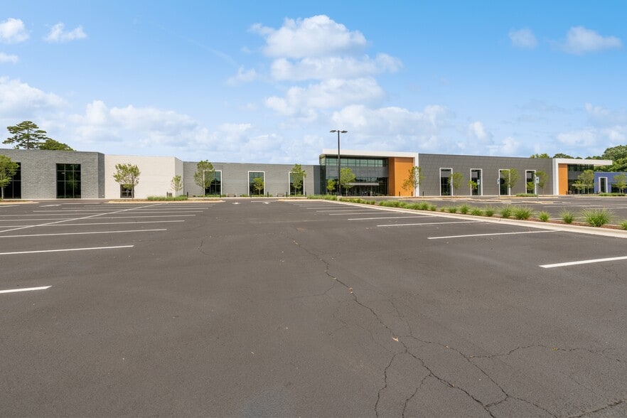 More Photos Of 4300 Fayetteville Rd, Raleigh Research And Development For Sale