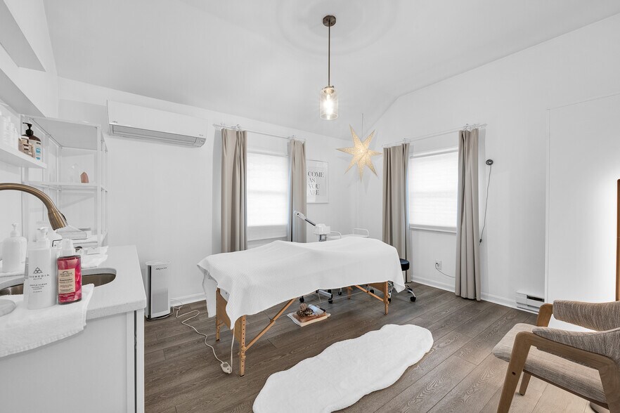 More Photos Of 63 S Main St, Natick Medical For Sale