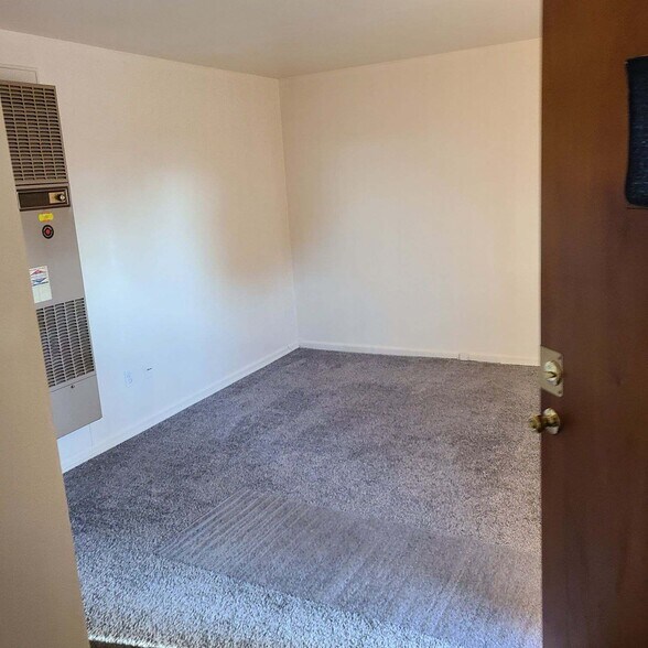 More Photos Of 100 E Nottingham Rd, Dayton Apartments For Sale