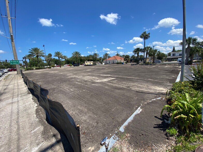 More Photos Of 1600 S Ridgewood Ave, Daytona Beach Land For Sale