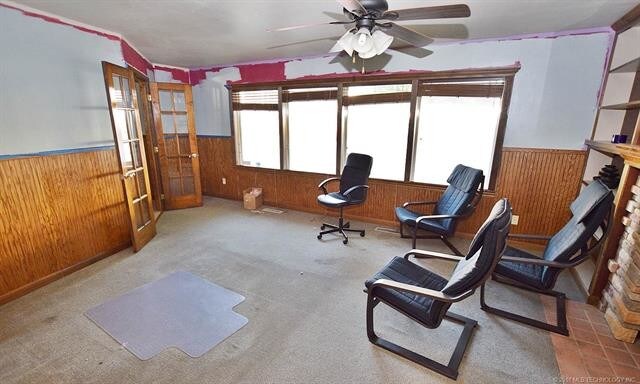 More Photos Of 223 N East Ave, Tahlequah Office For Sale