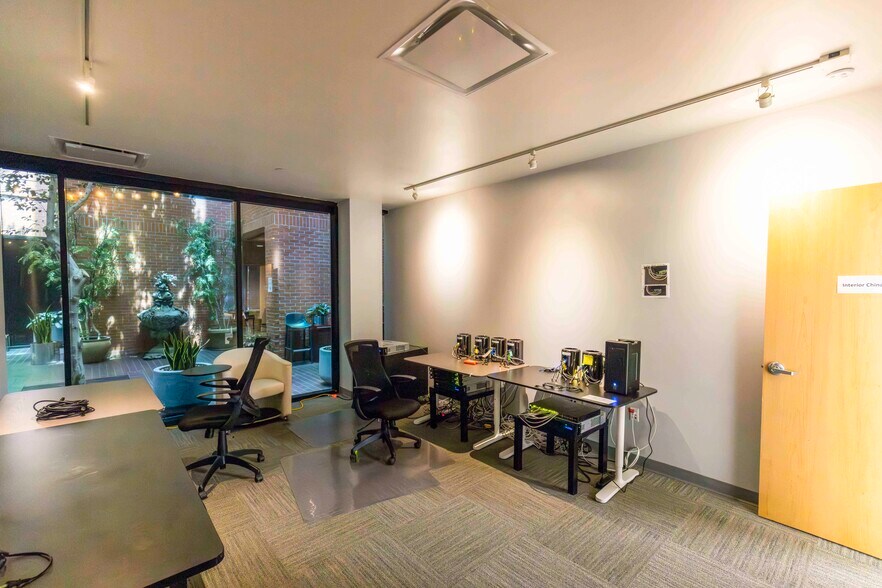 More Photos Of 1015 N Hollywood Way, Burbank Office For Lease