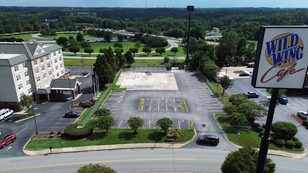 More Photos Of 112 Interstate Blvd, Anderson Land For Lease