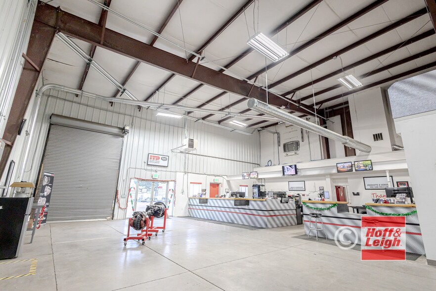More Photos Of 4440 Mark Dabling Blvd, Colorado Springs Warehouse For Sale
