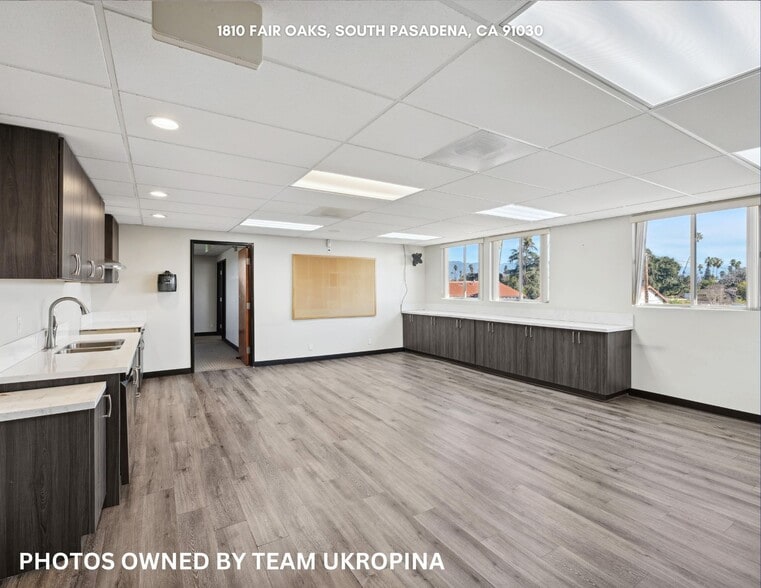 More Photos Of 1810-1812 S Fair Oaks Ave, South Pasadena Office For Sale