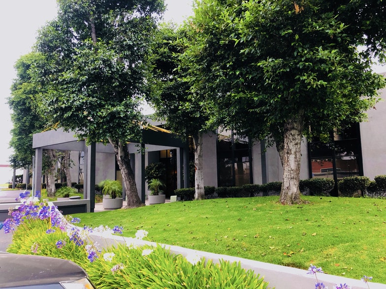 More Photos Of 5301 Beethoven St, Playa Vista Office For Lease