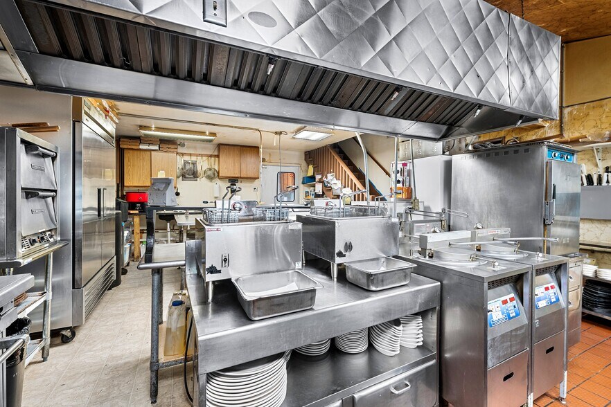 More Photos Of N12808 Northway Dr, Athelstane Restaurant For Sale